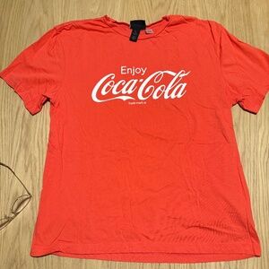 H&M Coca-Cola T-shirt, Cotton. Red